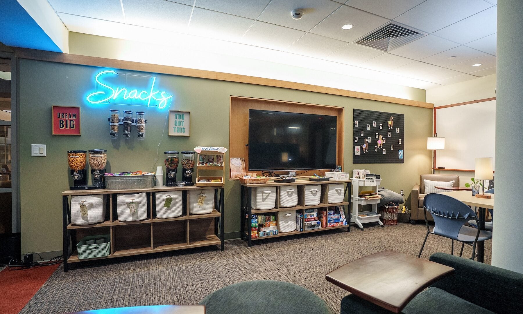 Snack wall in Center for Academic Success & Exploration