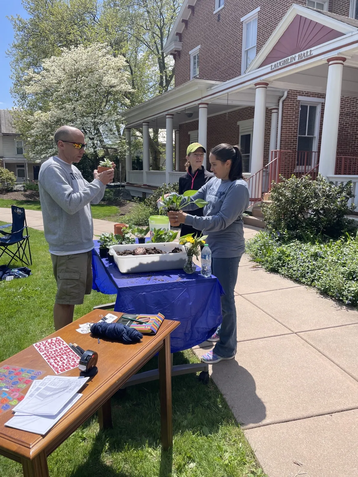 Campus Family event plants table
