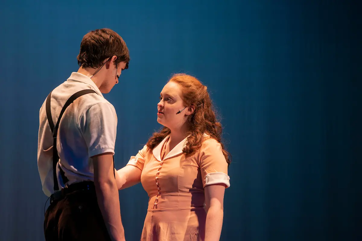 Students perform in Bonnie and Clyde at LVC