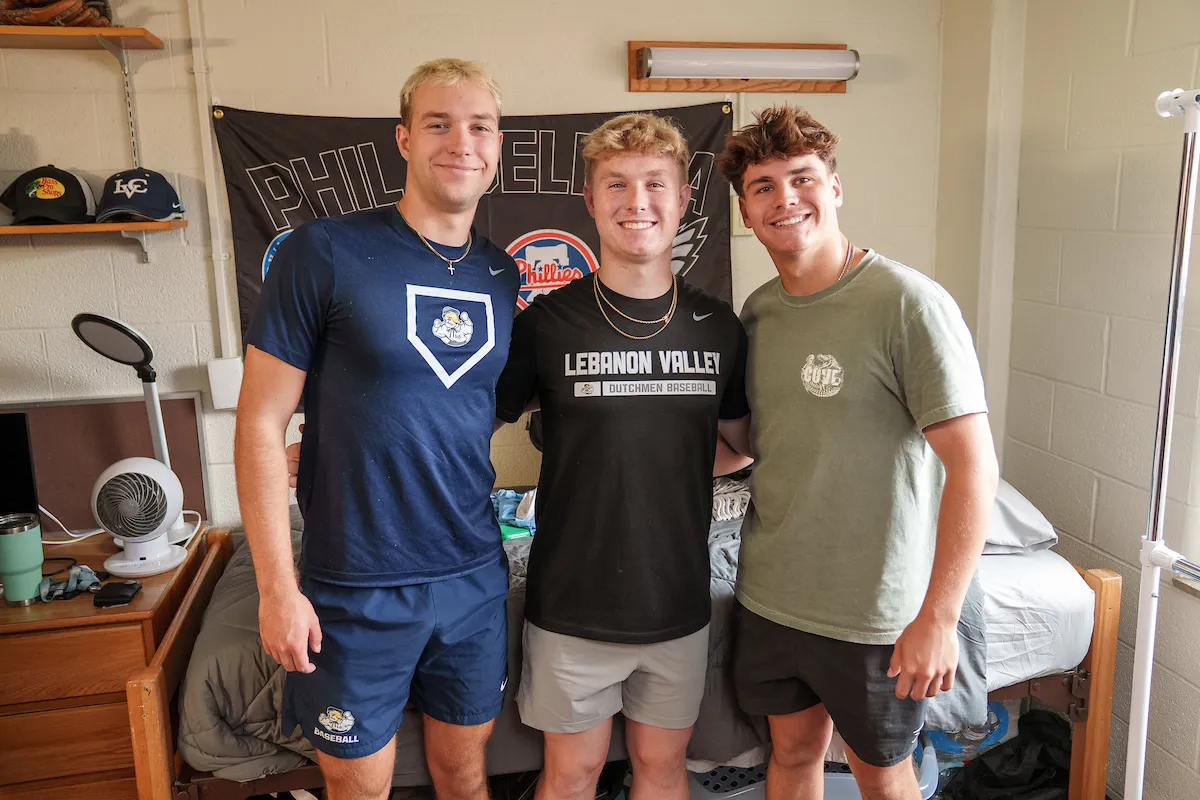 New students set up dorm room on LVC move-in day 2025