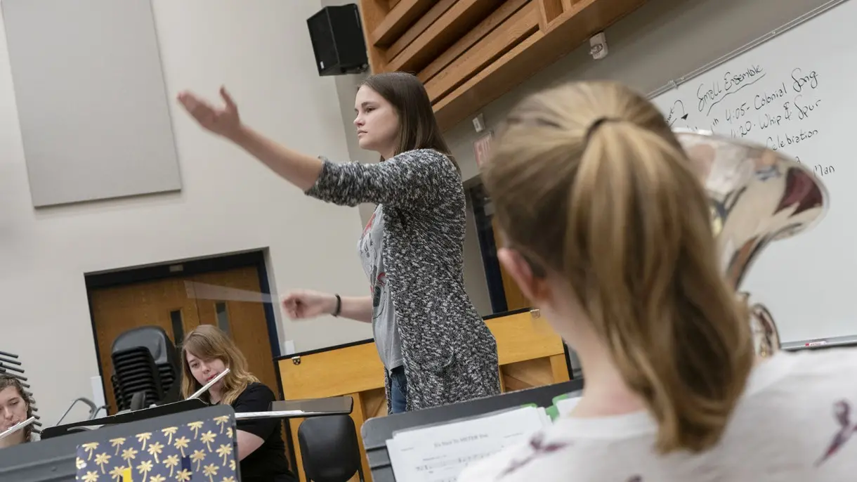 Music major conducting ensemble