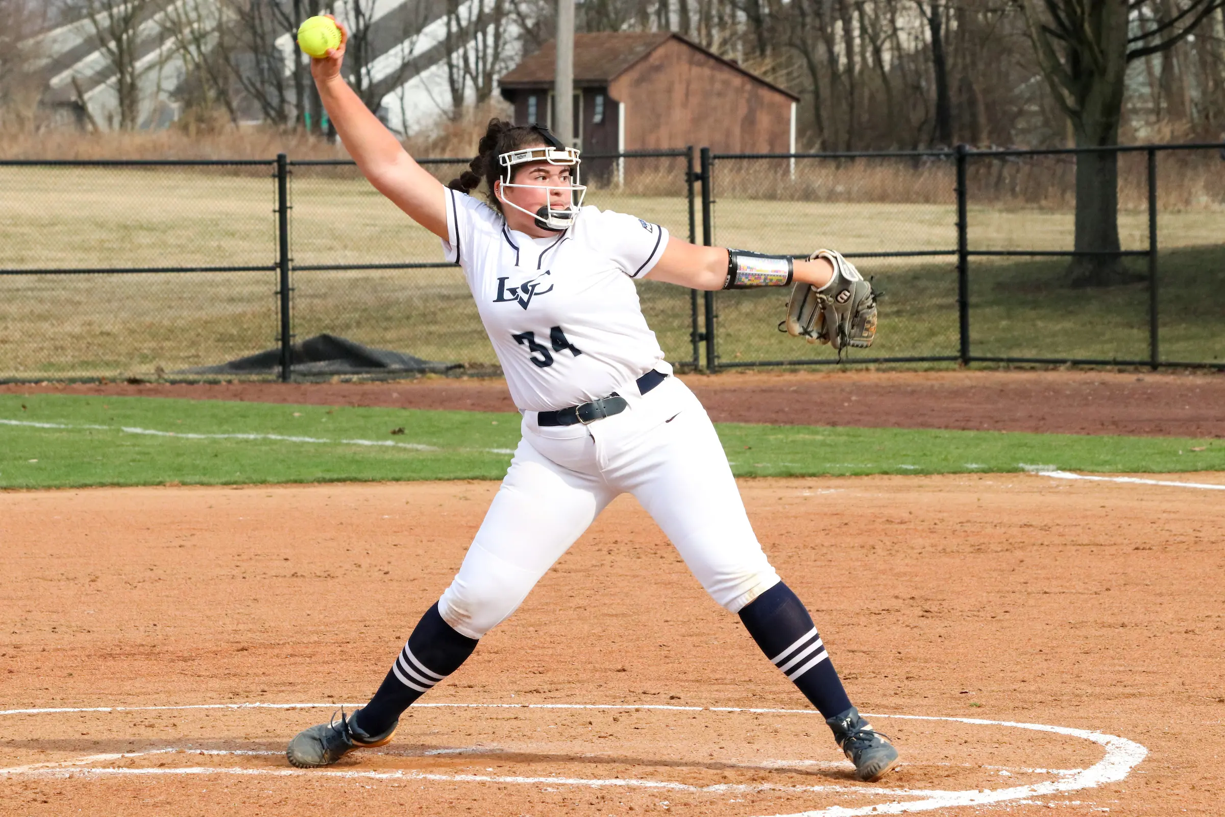 Jordan Walter pitches for LVC softball