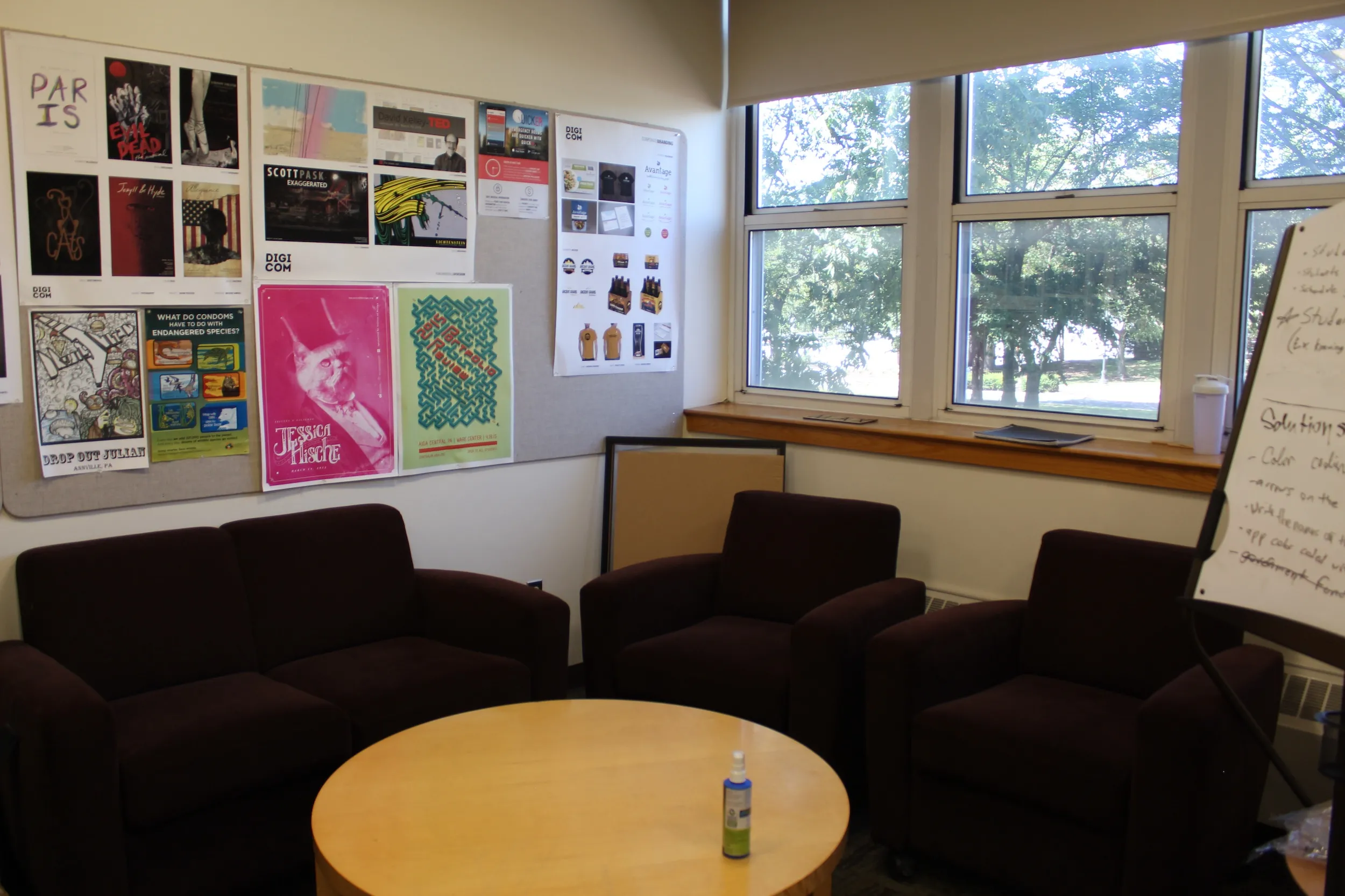 Digital Media & Technology studio lounge