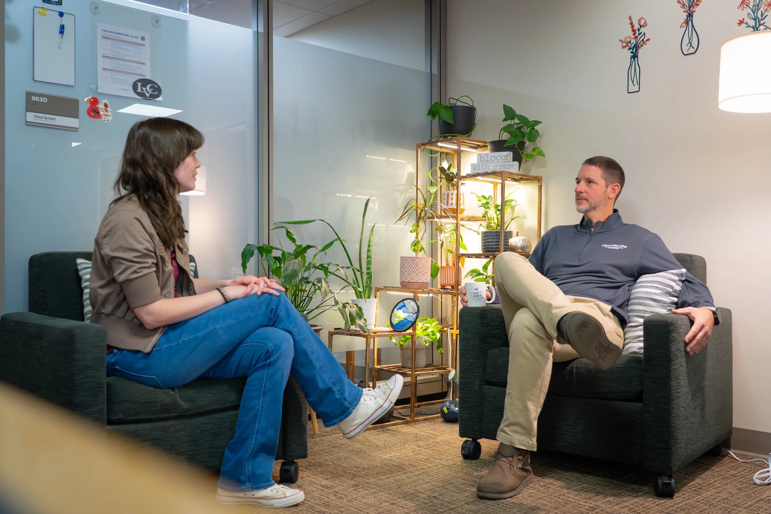 Student meets with advisor in LVC's Center for Academic Success and Exploration